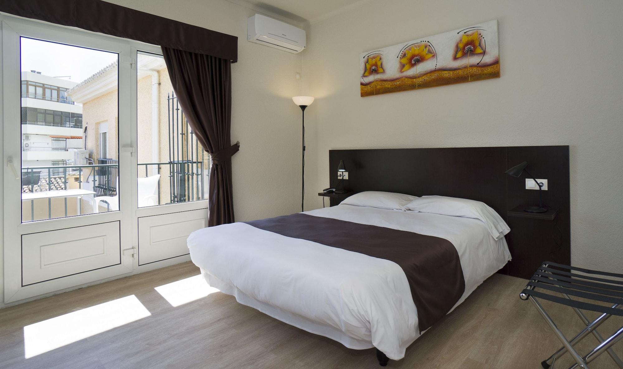 Hotel El Pozo Торремолинос Экстерьер фото